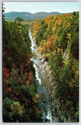 Quechee Gorge, Vermont's Breathtaking Natural Wonder!