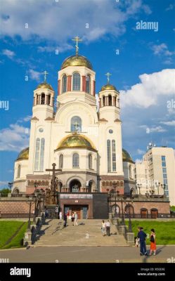  The Monumental Mystery of Yekaterinburg's Church on the Blood!